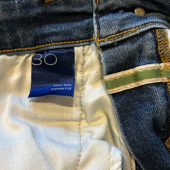 Pilcro distressed, cuffed jeans size 30 - Picture 6 of 6